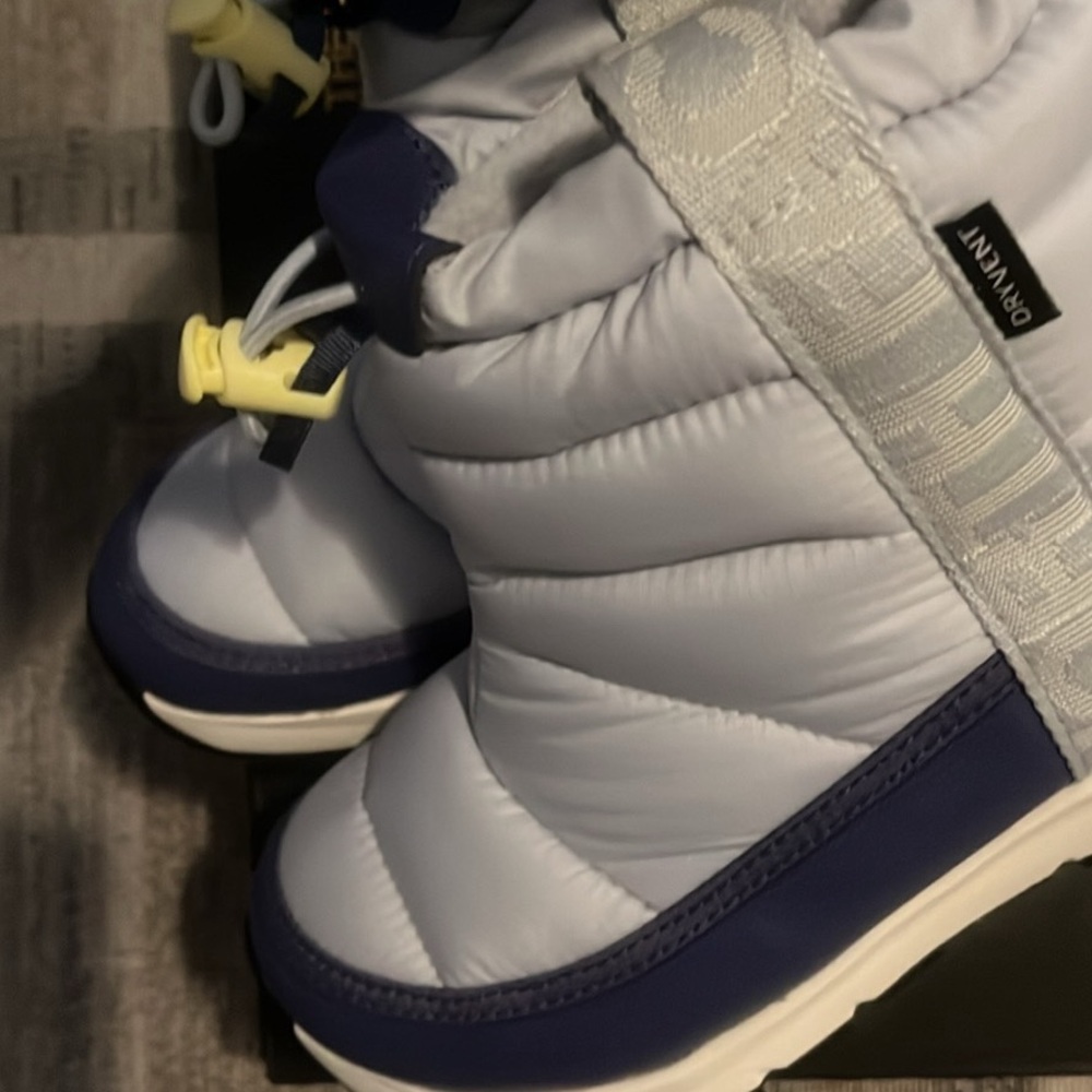 North Face Kids' Puffy Boots - Purple and White